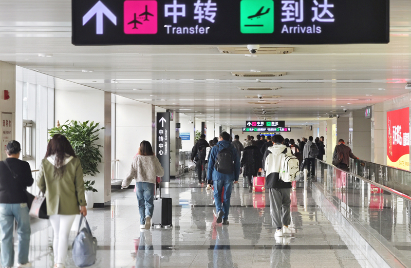 石家莊機(jī)場(chǎng)中轉(zhuǎn)到達(dá)區(qū)域.jpg